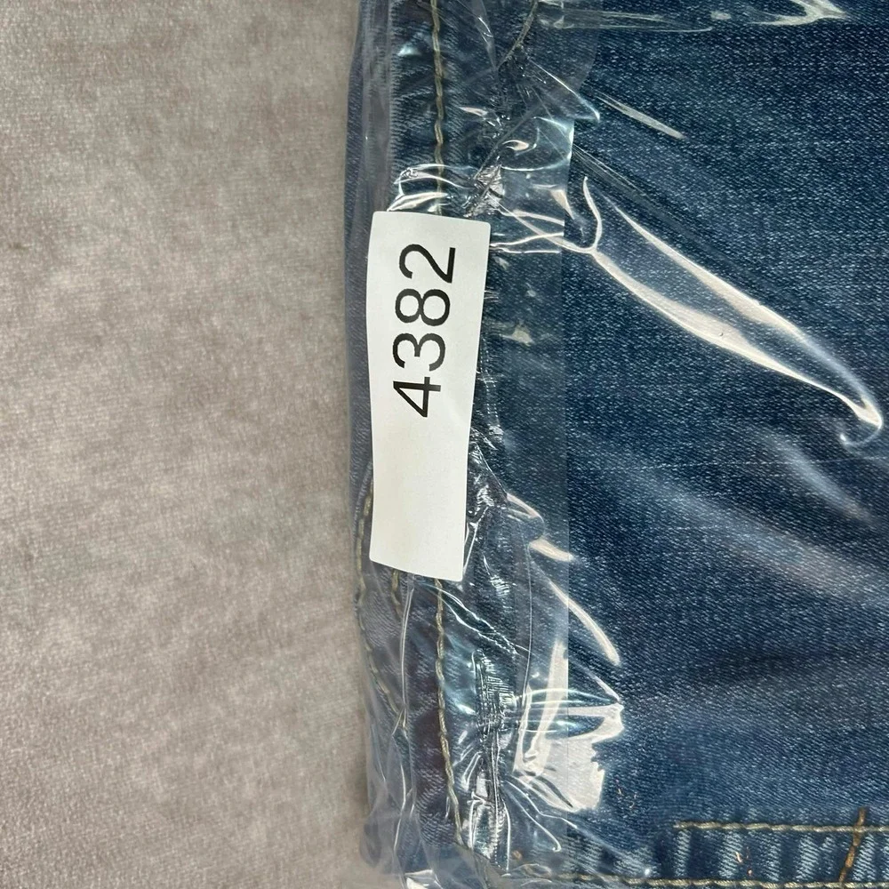True Religion Geno Relaxed Slim Blue Jeans Mens 44 Medium Wash Flap Pocket Denim